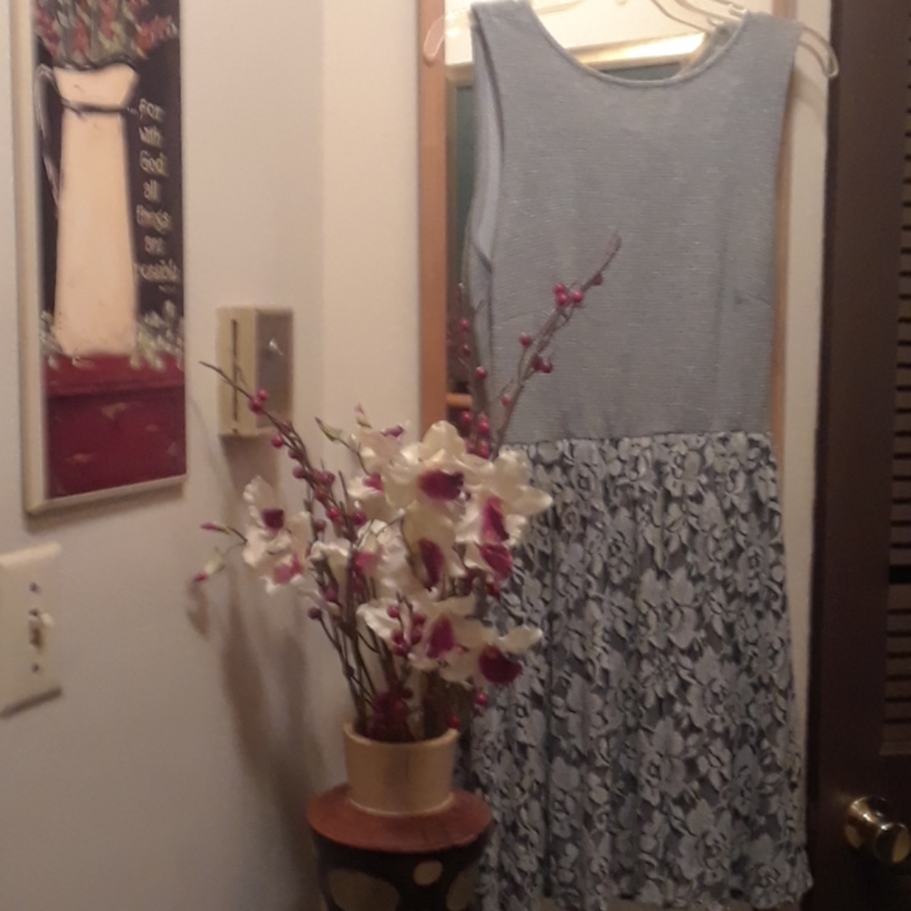 A UNIQUE DRESS